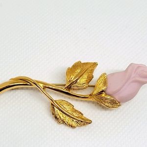 Vintage Avon Porcelain Rose Brooch